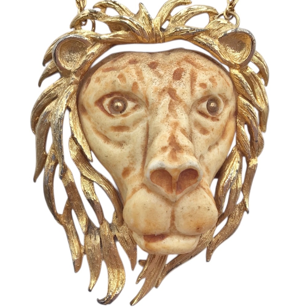 Vintage Razza Lion Head Necklace, 1970s Luca Razza Gold Tone Pendant